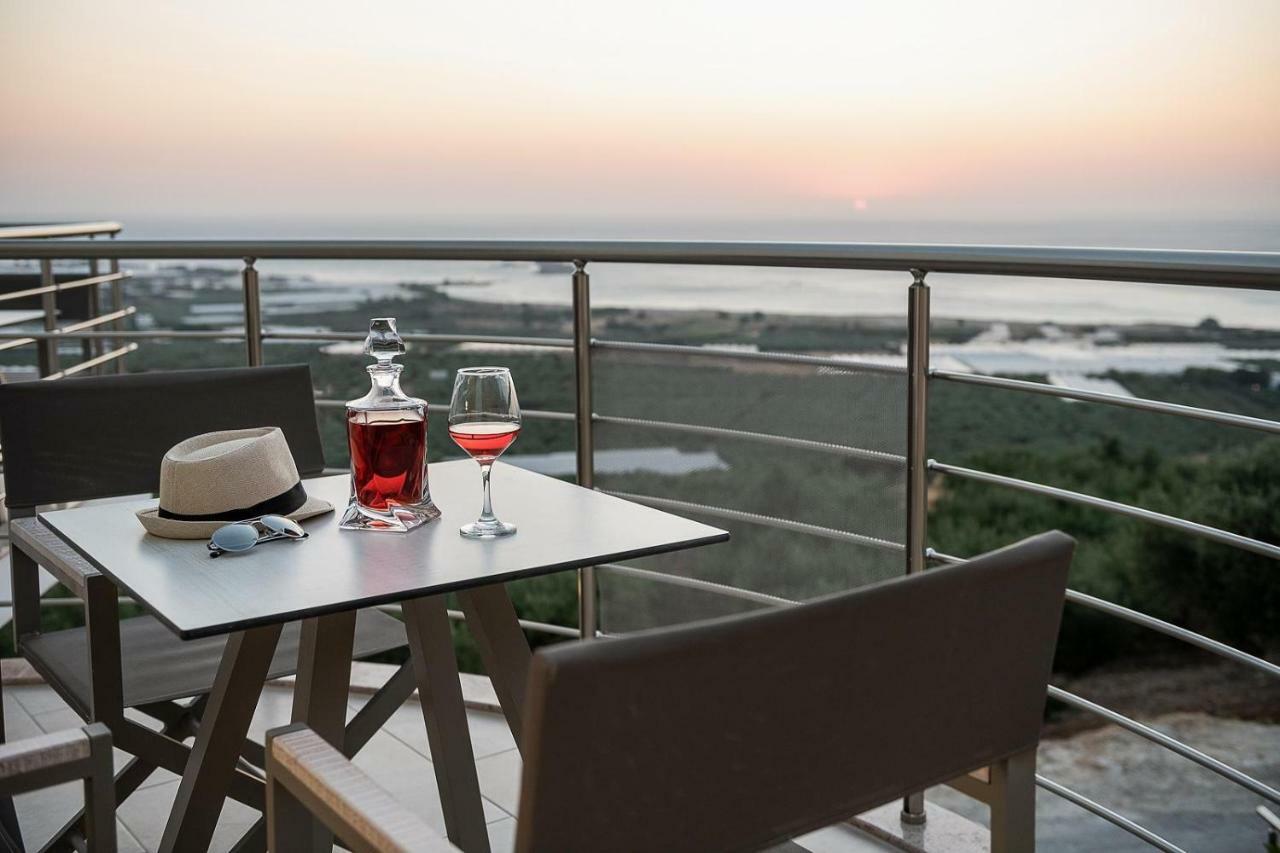 Magnolia Luxury Apartments Falasarna Buitenkant foto